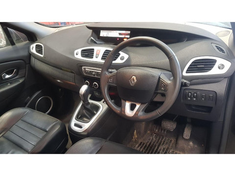 CD player Renault Scenic 3 2010 MONOVOLUM 2.0 dCI