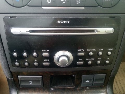 CD player auto pentru Ford Mondeo - Anunturi cu piese