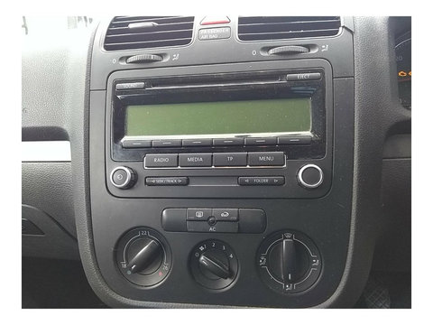 CD player auto pentru Volkswagen Golf 5 - Anunturi cu piese