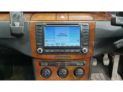 CD player Volkswagen Passat B6 2005 Break 2.0 BKP