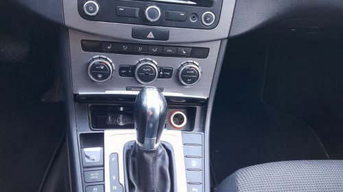 CD player Volkswagen Passat B7 2013 Comb