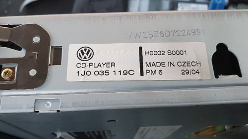 CD player VW Passat B5.5 1J0035119C an 2