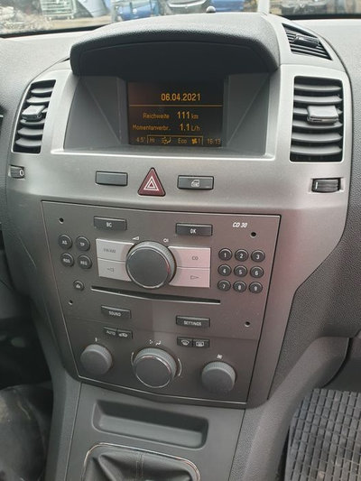 Cd30 radio ecran display afișaj bord Opel Zafira 
