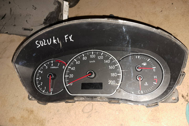 Ceas bord 2023 original cod 34110-79J30 / 3411079J3 Ceasuri bord Suzuki 3411079J30 / 3411079J3 Suzuki SX4