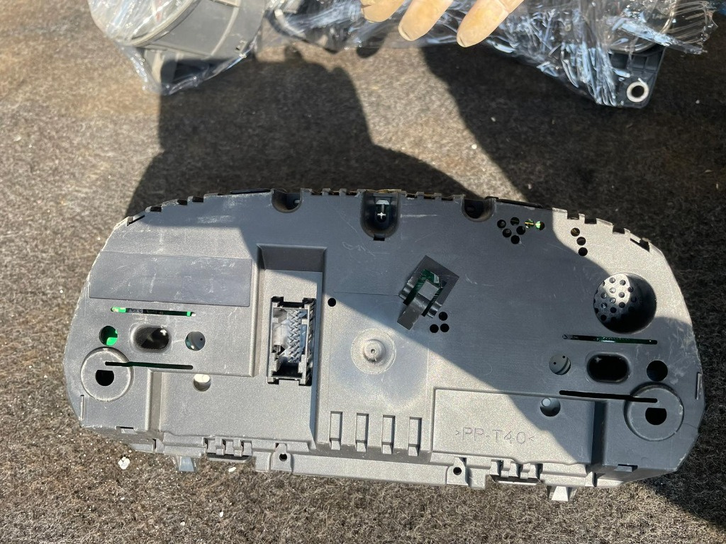 Ceas bord BMW Seria 3 E90 E91 2005-2012 