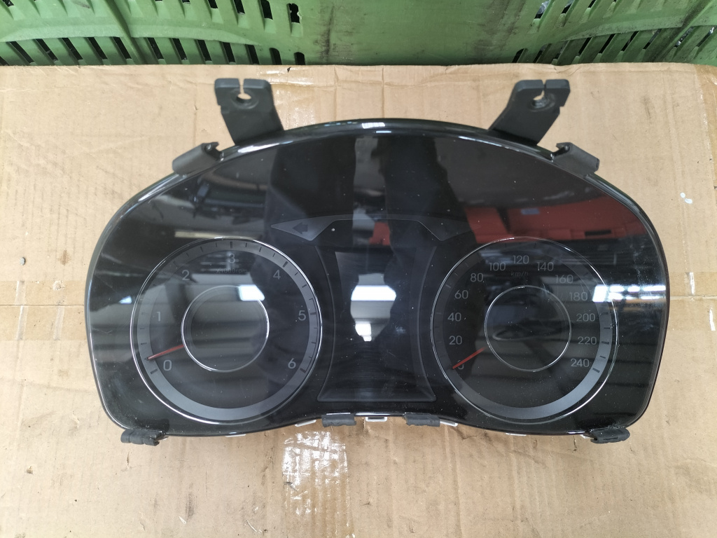 Ceas bord Hyundai i40, 2011, 1.7 CRDi, cod piesa: 940113Z010