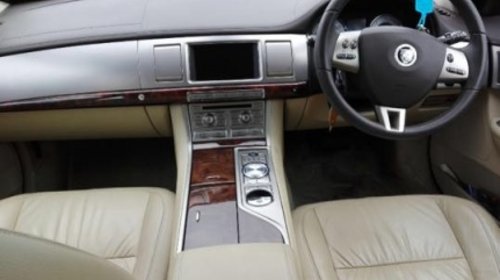 Ceas bord jaguar xf luxury 2011