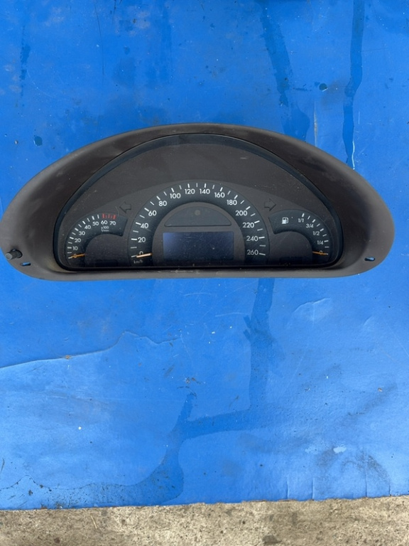 Ceas bord - Mercedes-Benz C-Class W203 [2000 - 2004] Sedan 2.0 MT (129 hp)