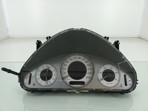 Ceas bord Mercedes-Benz E CLASS W211 646.961 Euro 3 2003-2008 A2115405711 DezP: 20073