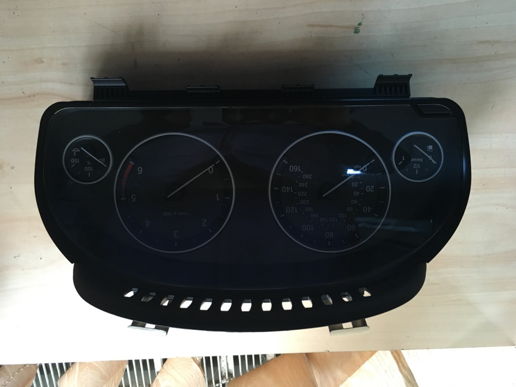 Ceas bord pentru BMW f10 cod:9285197-01