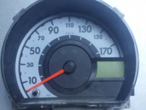 Ceas bord pentru Toyota aygo, citroen c1, peugeot 107 1.0 benzina cod:83800-oh133-b