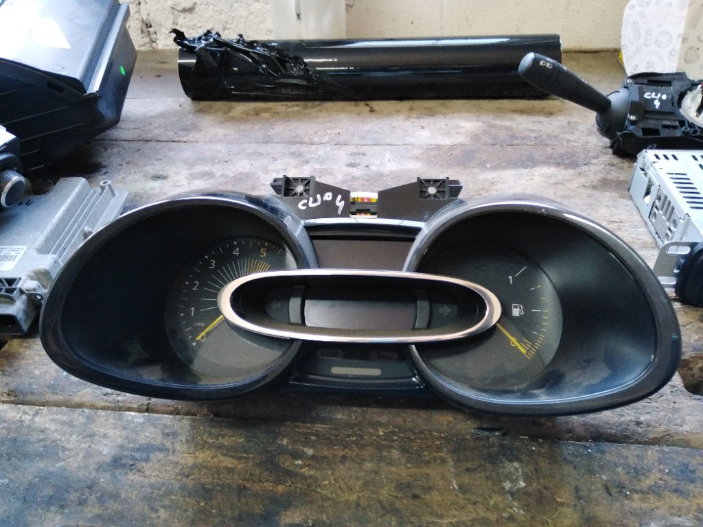 Ceas bord renault clio 4 2014 1,5,cod piesa 248105622R