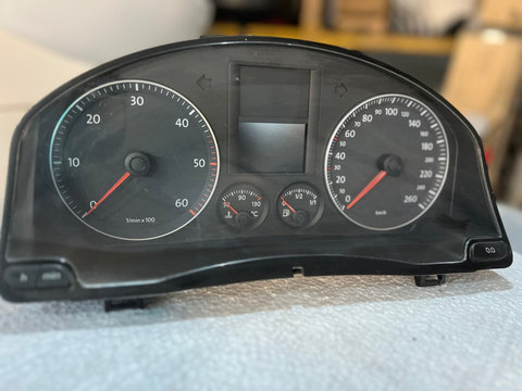 Ceas bord Volkswagen Golf 5 cod piesa 1K0920864A