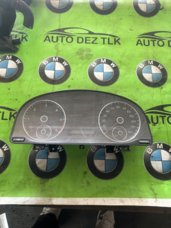 Ceas bord VOLKSWAGEN Touran 1T3 2010-2015 1.6 TDI Cod 1T0920965a