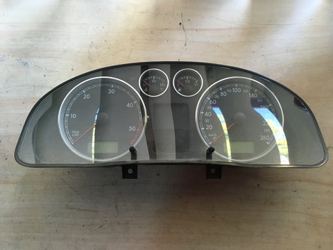 Ceas bord VW Passat B5 cod produs:3B0920827A