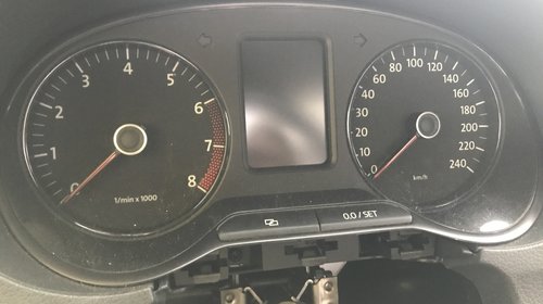 Ceas bord VW POLO 6R,1.2 benzina/6R09208