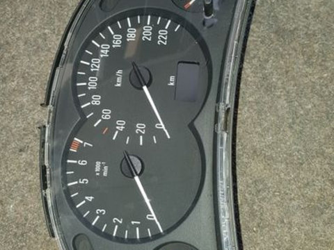 Ceas ceasuri de bord Opel Corsa C 1.0 1.2 benzina