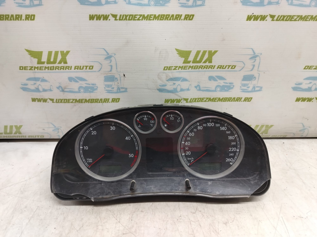 Ceasuri bord 88311245 Volkswagen VW Passat B5.5 [facelift] [2000 - 2005]
