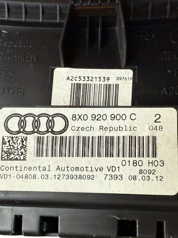 CEASURI BORD AUDI A1 8X COD 8X0920900C I
