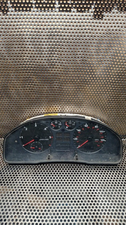 Ceasuri bord Audi A4 B5 1.9 TDi AU-0007-001