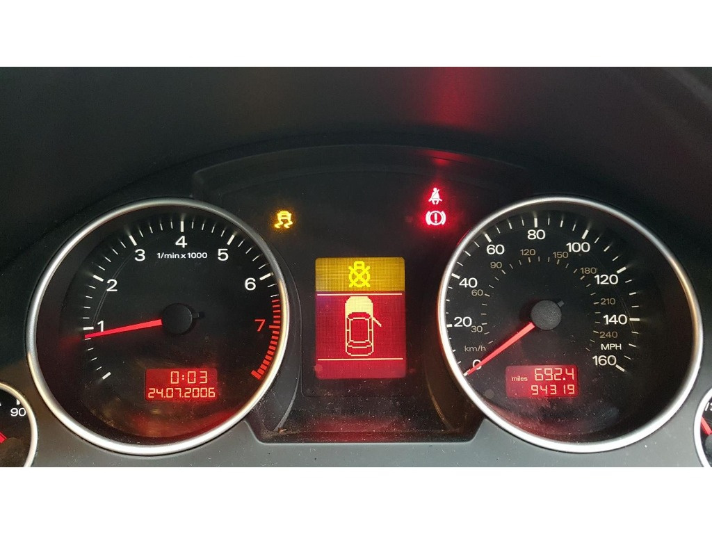 Ceasuri bord Audi A4 B7 2007 Cabrio 1.8 TFSI