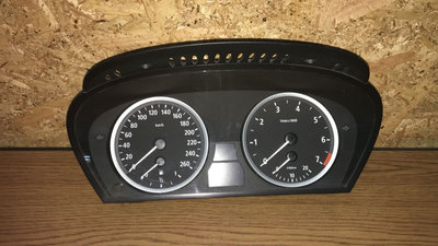 Ceasuri bord BMW e60 diesel cod 6944118