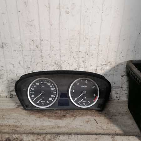 Ceasuri bord Bmw X3 62119135253