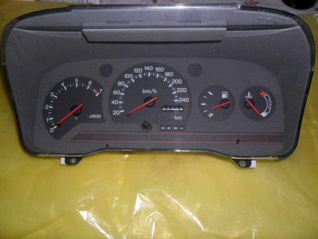 Ceasuri bord ford escort