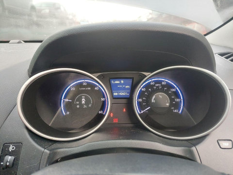 Ceasuri bord Hyundai ix35 2012 SUV 2.0 DOHC-TCI