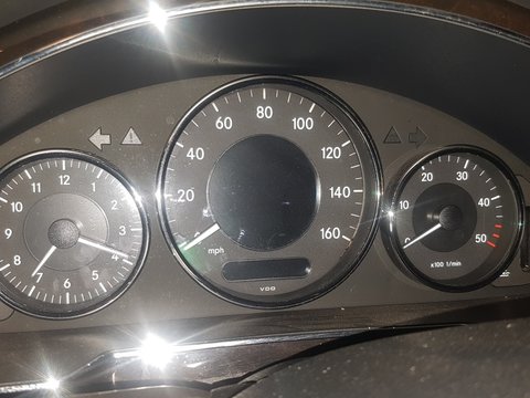 Ceasuri bord Mercedes Cls W219