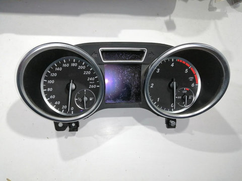 Ceasuri Bord Mercedes ML W166 3.0 CDI Cod A1669002605