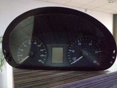 Ceasuri bord Mercedes Sprinter 2.2 CDI, an fabrica