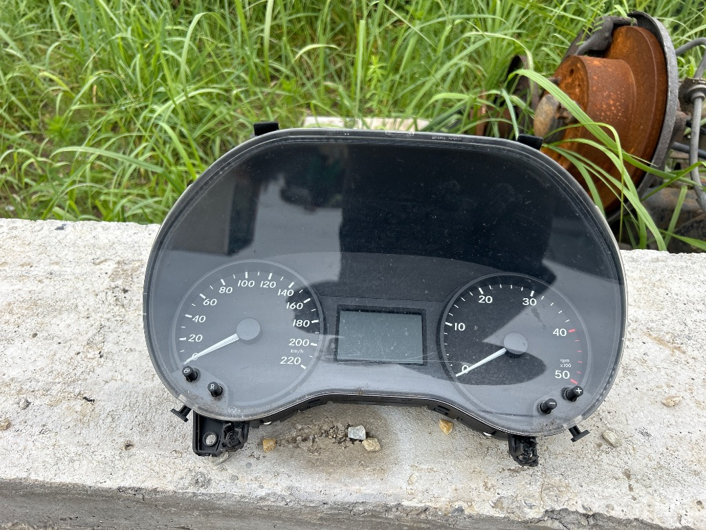 Ceasuri bord Mercedes Vito W447 2015-2022 A4479009205