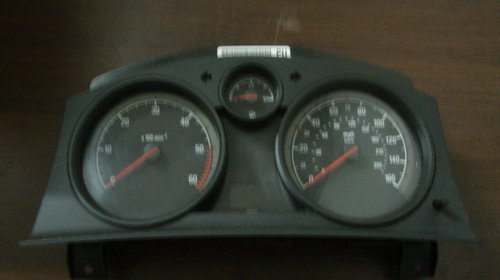 Ceasuri bord Opel Astra H [2004 - 2007] 