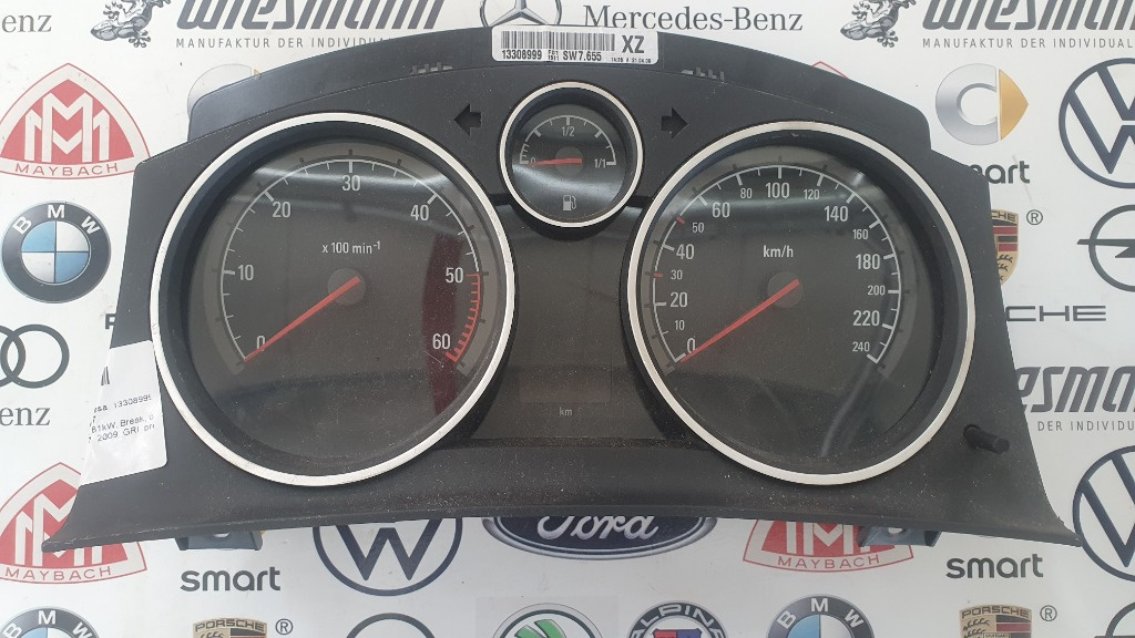 CEASURI BORD OPEL ASTRA H 2009 1.7 81KW 13308999