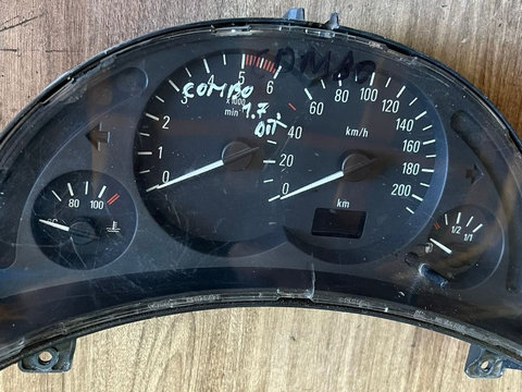 Ceasuri bord Opel Combo