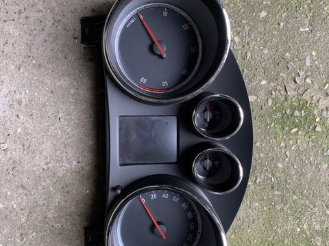 Ceasuri bord Opel Insignia A