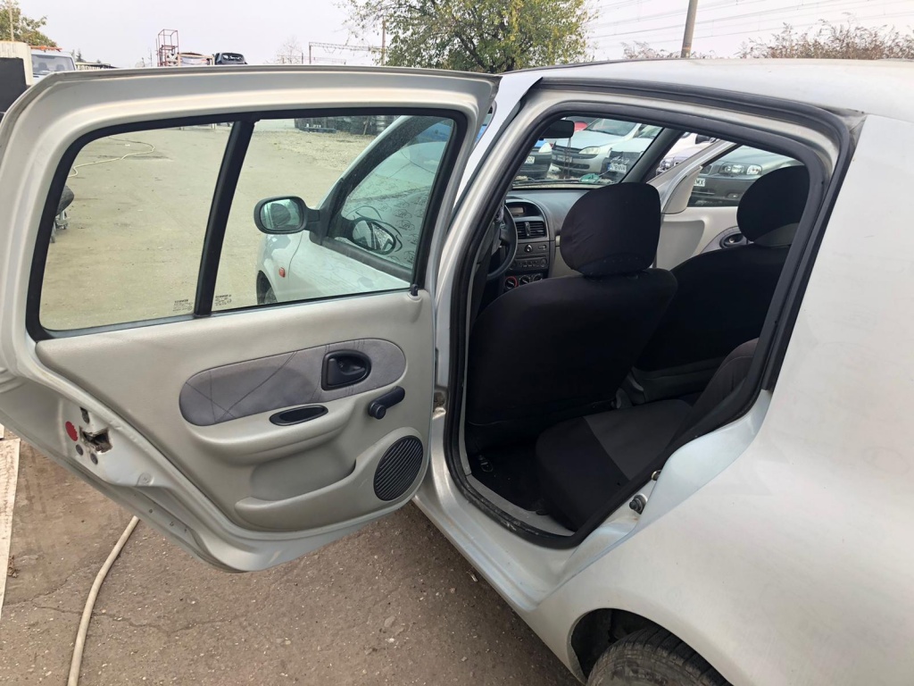 Ceasuri bord Renault Clio II 2001 Berlin