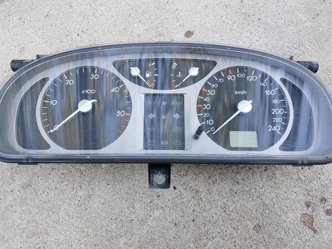 Ceasuri bord Renault Laguna 2, 1.9 dci, 2003, cod 8200218878