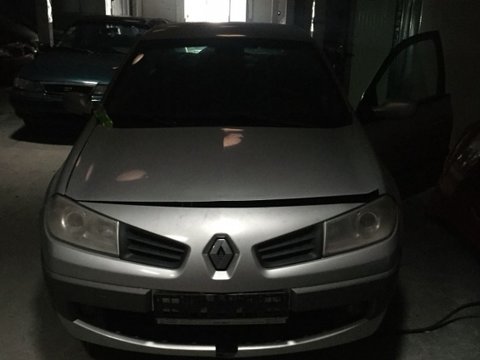 Ceasuri bord Renault Megane 2006 berlina 1.5