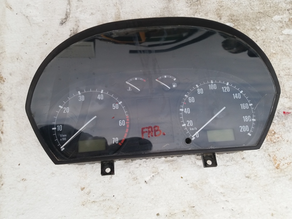 Ceasuri bord Skoda Fabia