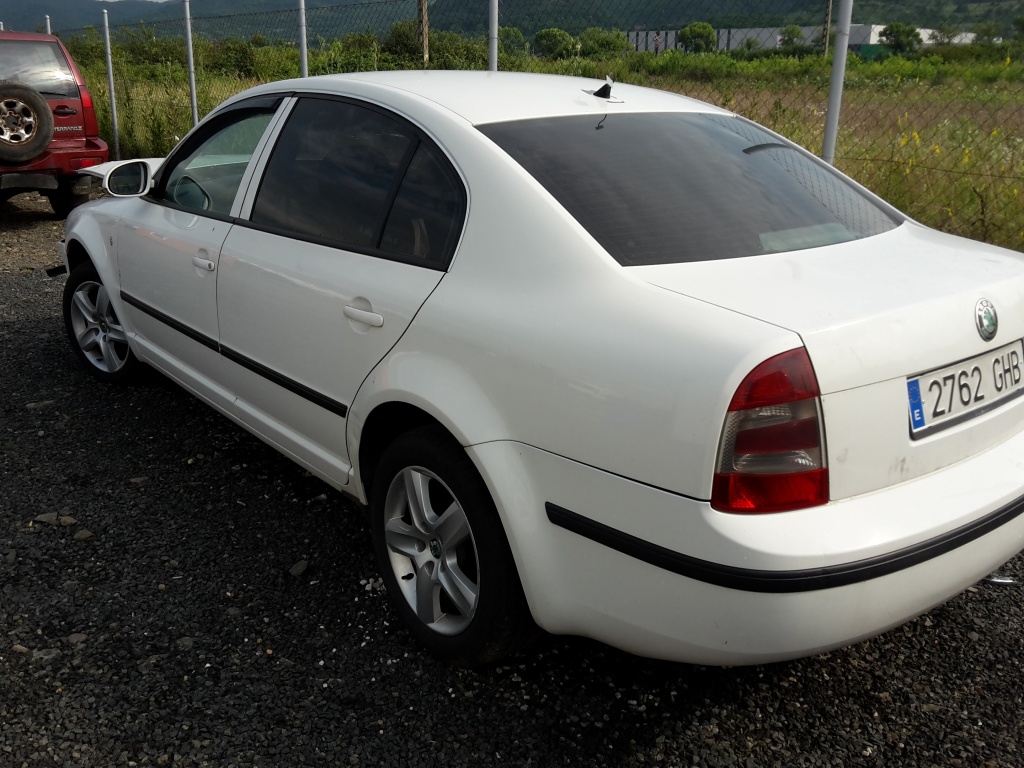 Ceasuri bord Skoda Superb 2008 Berlina 1.9 TDI