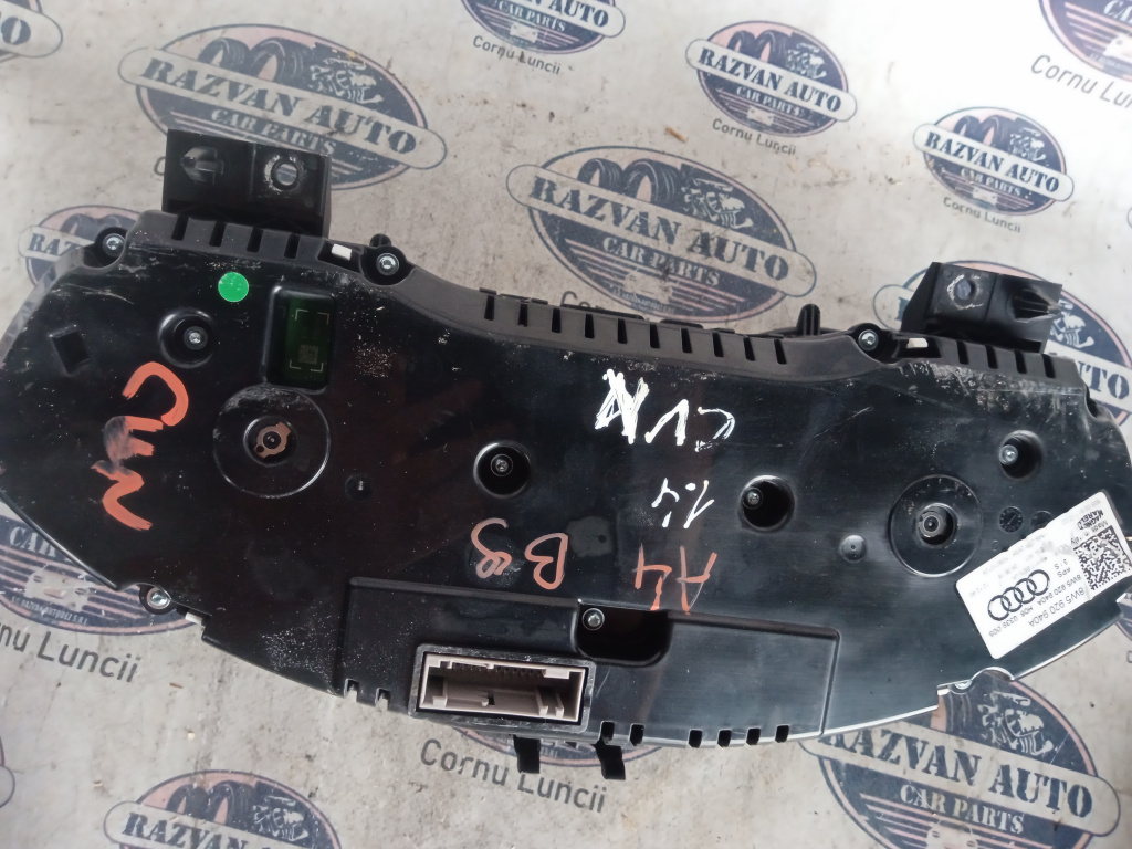 Ceasuri Bord UK Audi A4 B9 1.4 Benzina 2