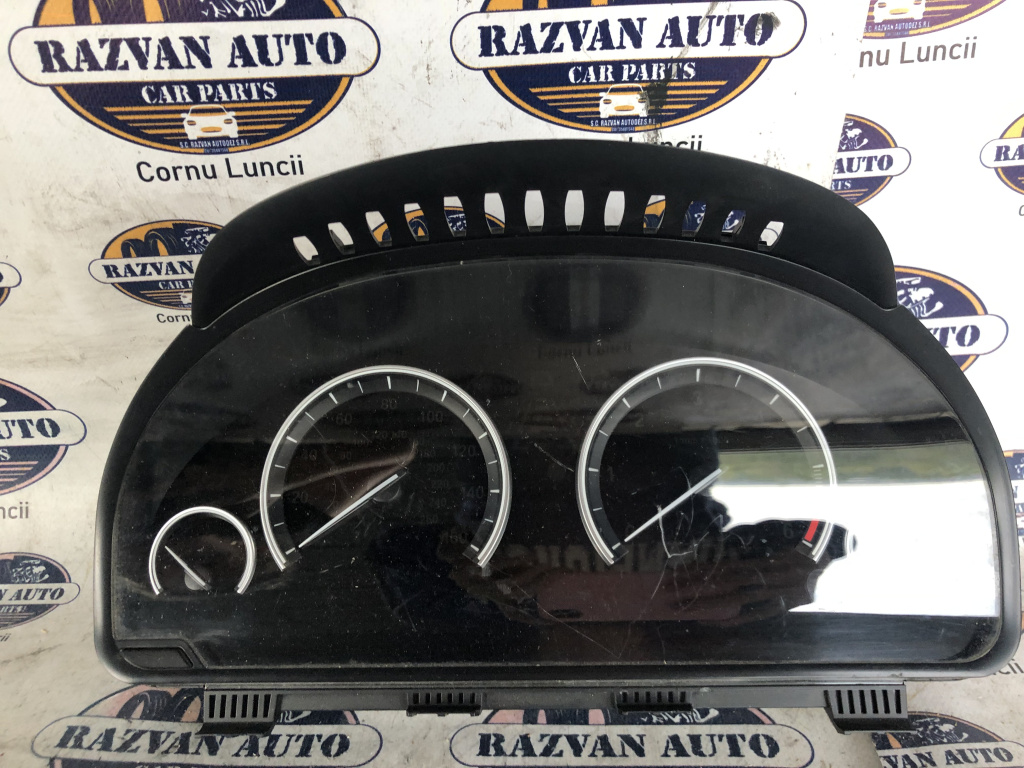 Ceasuri Bord UK BMW Seria 5 F11 2015, 68