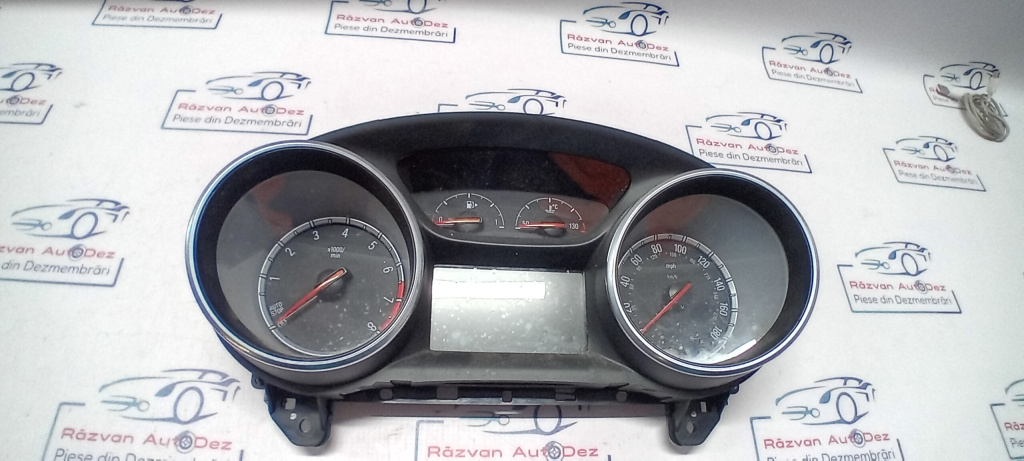 Ceasuri Bord UK Opel Insignia B 2018, 39113828