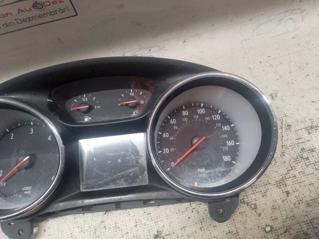 Ceasuri Bord UK Opel Insignia B Break 1.