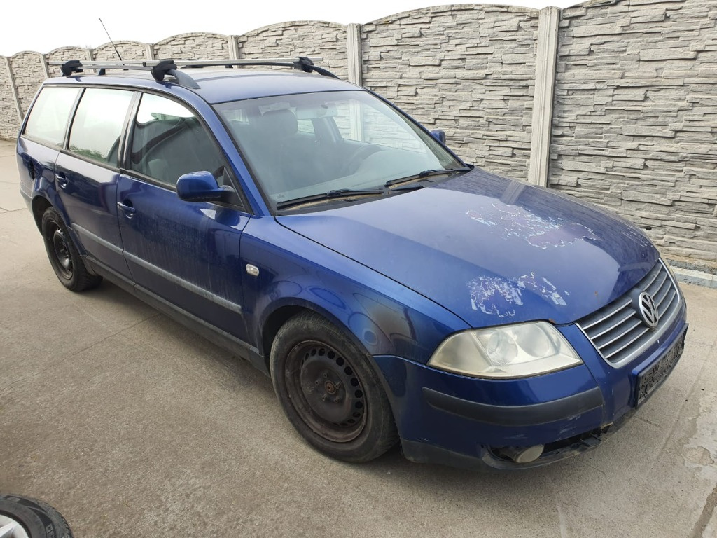 Ceasuri bord Volkswagen Passat B5 2002 COMBI 1.9 D