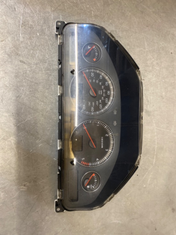 Ceasuri bord Volvo s60 8673802 30682287