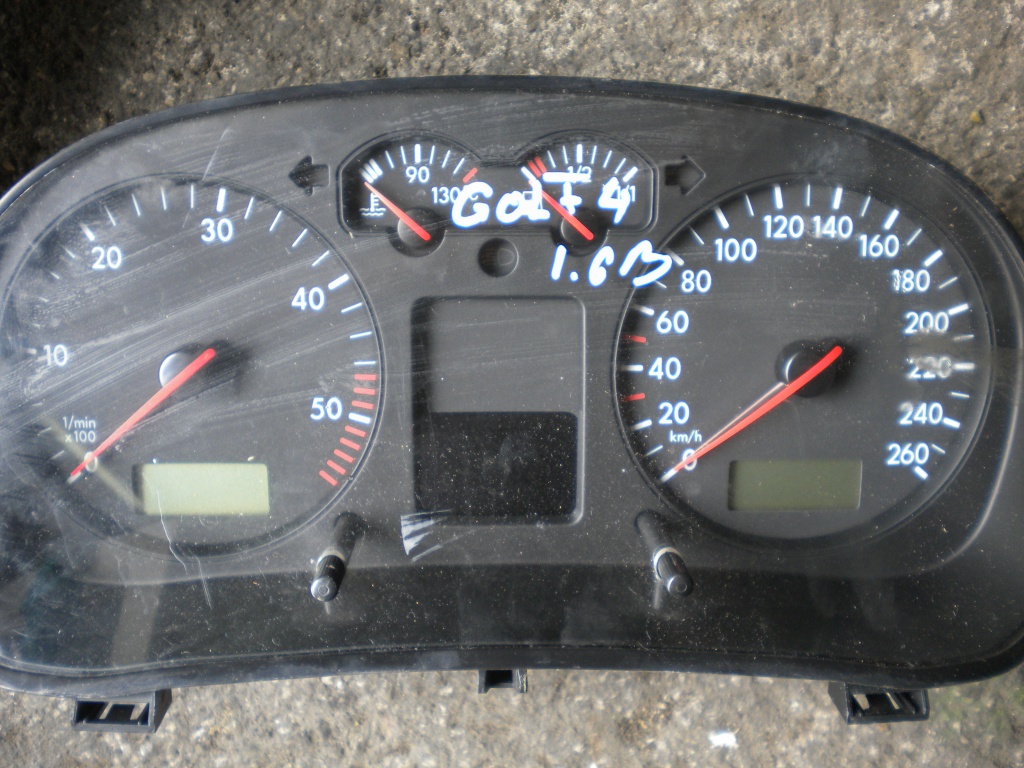 Ceasuri bord, vw golf 4, 1,6 benzina