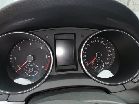 Ceasuri bord VW Golf 6 an 2009 Detalii la telefon !
